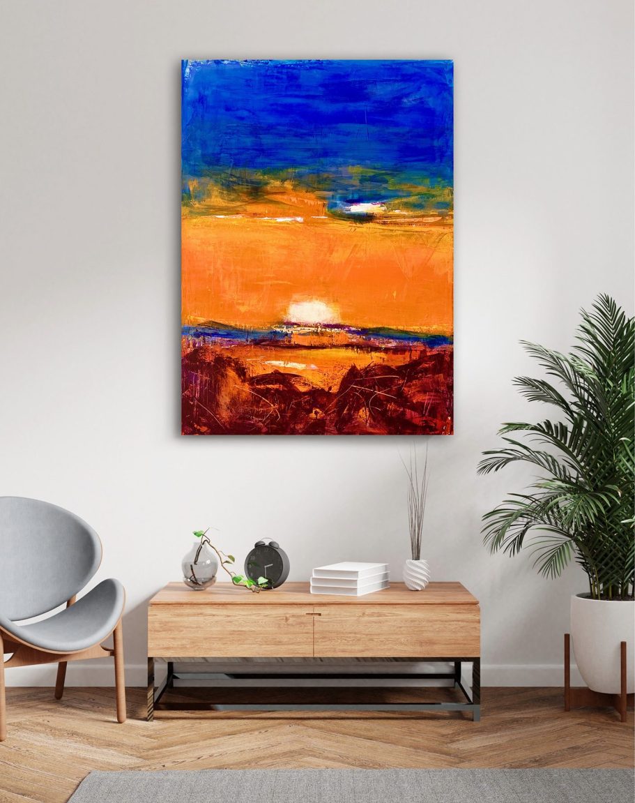 Heike Ponge Art | Sunset 3 | 80x110cm Abstraktes Gemälde mit orangefarbigem Sonnenuntergang und blauen Himmel, modern eingerahmt.