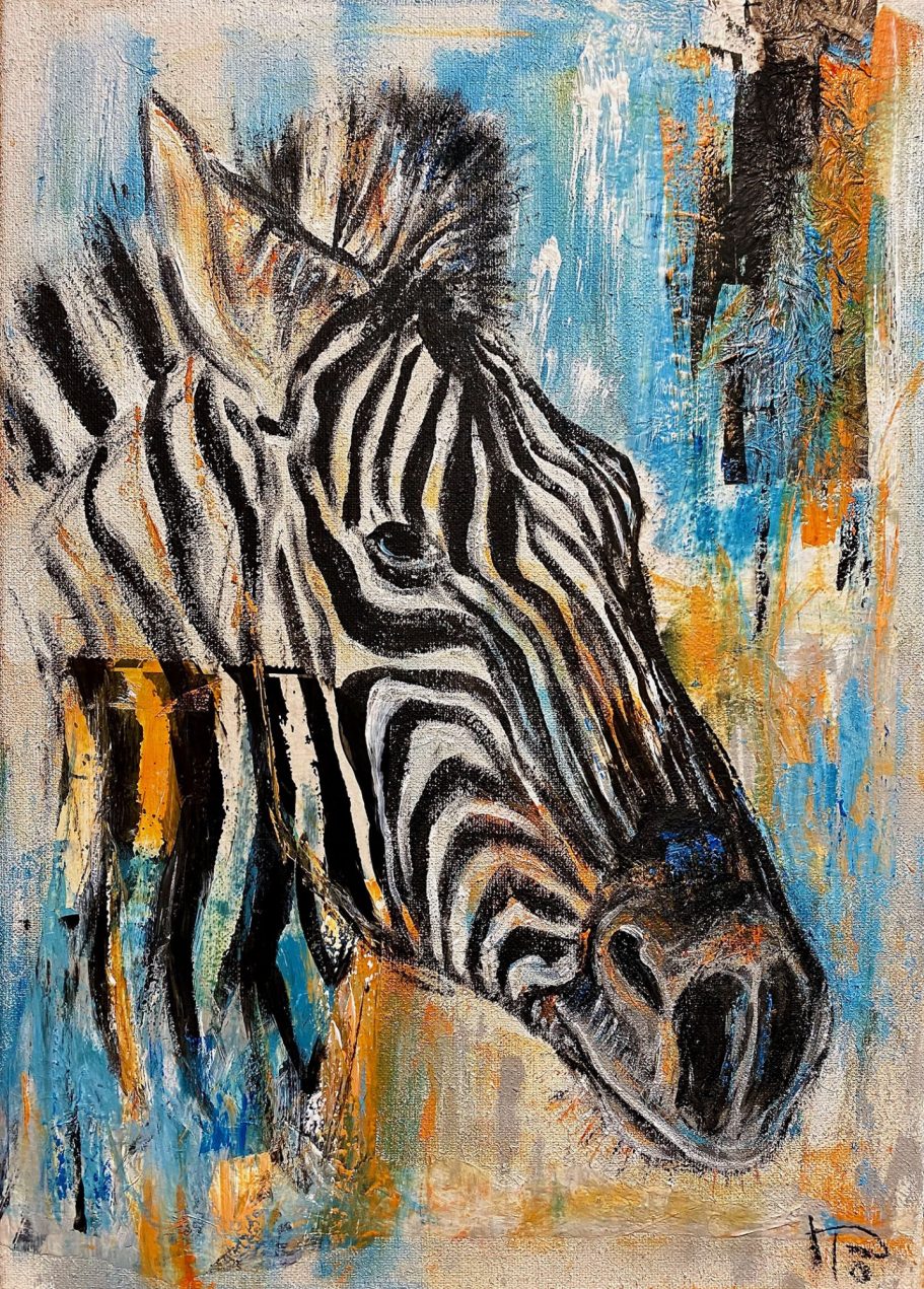 Zebrakopf | 50x70cm Kopf eines Zebras mit charakteristischen schwarz-weißen Streifen vor buntem Hintergrund.