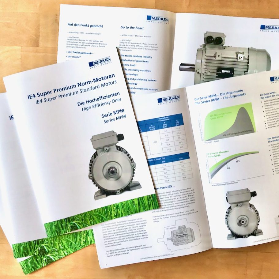 Technische Broschüren zu Pumpen mit Diagrammen und Spezifikationen.